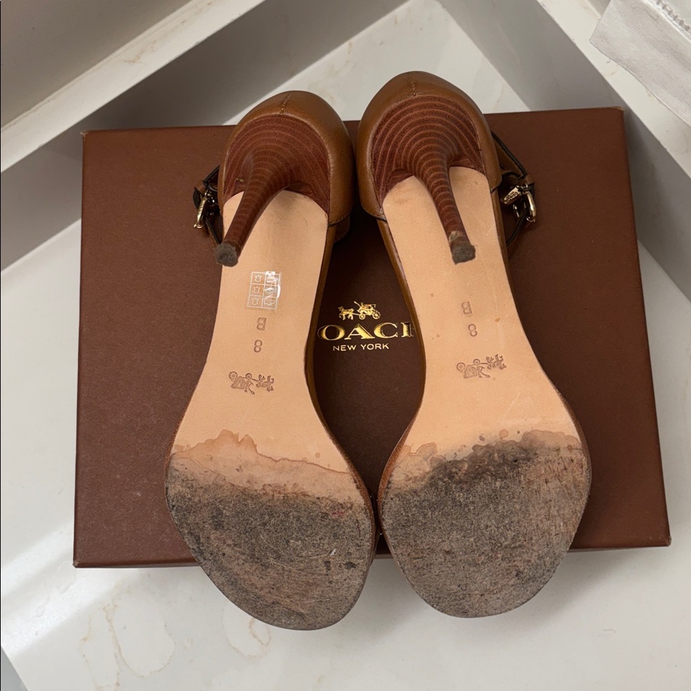 Coach Women's Tan Leather Heels size 8 - Picture 7 of 10